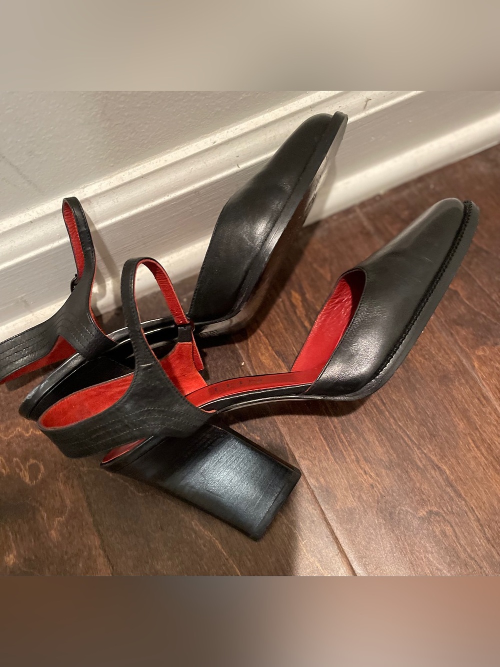 Anne Klein Vintage Inspired Slingbacks Size 8.5 Black Office Chic Casual Chic